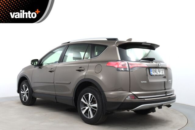 Toyota RAV4 2016 2,0 Valvematic AWD Active Multidrive S / Merkkihuollettu / Adap.vakkari / P.kamera / Koukku / Navi / Lohko /