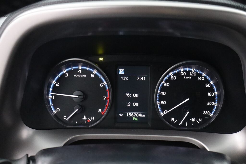 Toyota RAV4 2016 2,0 Valvematic AWD Active Multidrive S / Merkkihuollettu / Adap.vakkari / P.kamera / Koukku / Navi / Lohko /