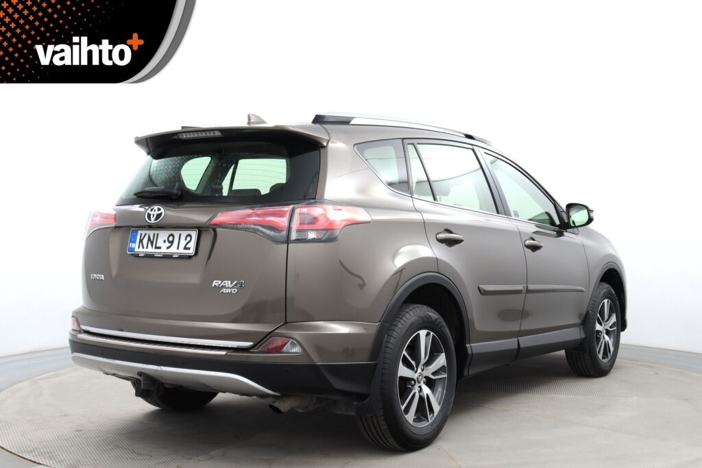 Toyota RAV4 2016 2,0 Valvematic AWD Active Multidrive S / Merkkihuollettu / Adap.vakkari / P.kamera / Koukku / Navi / Lohko /