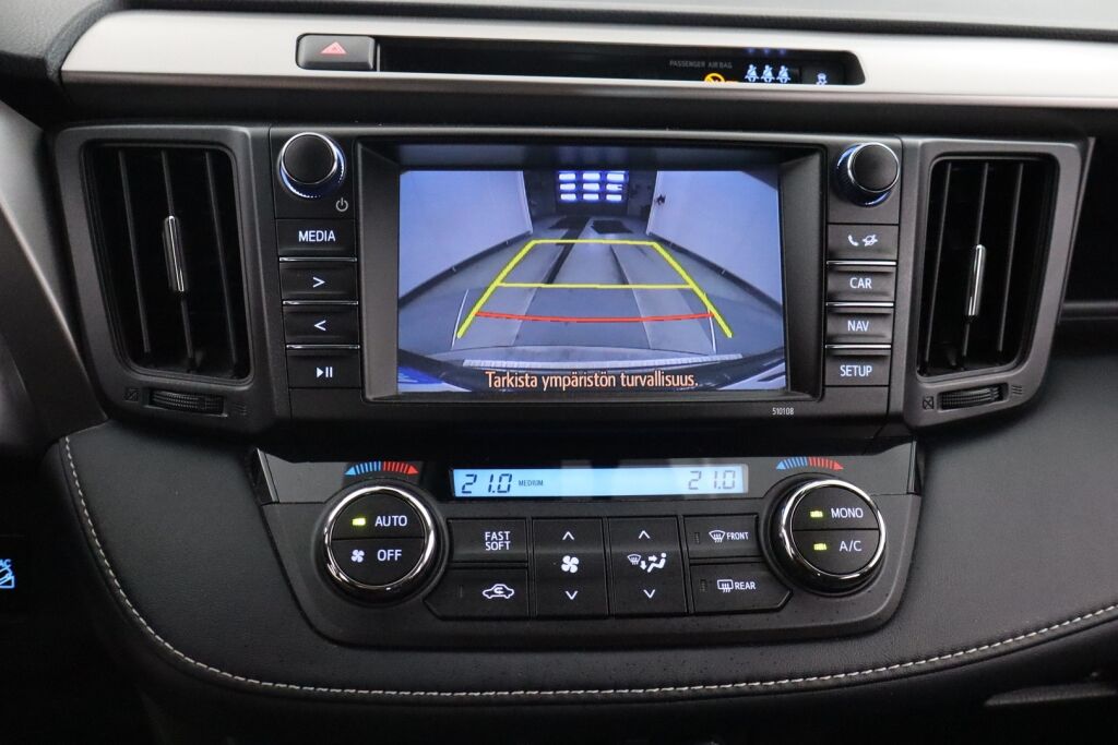 Toyota RAV4 2016 2,0 Valvematic AWD Active Multidrive S / Merkkihuollettu / Adap.vakkari / P.kamera / Koukku / Navi / Lohko /