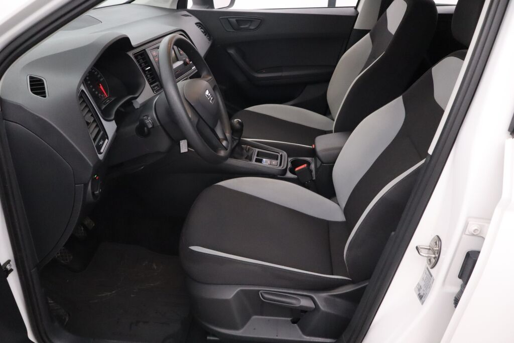 Seat Ateca 2017 1,0 TSI 115 Reference / Vakkari / Lohko+Sp / P.Tutka / Kosketusnäyttö /