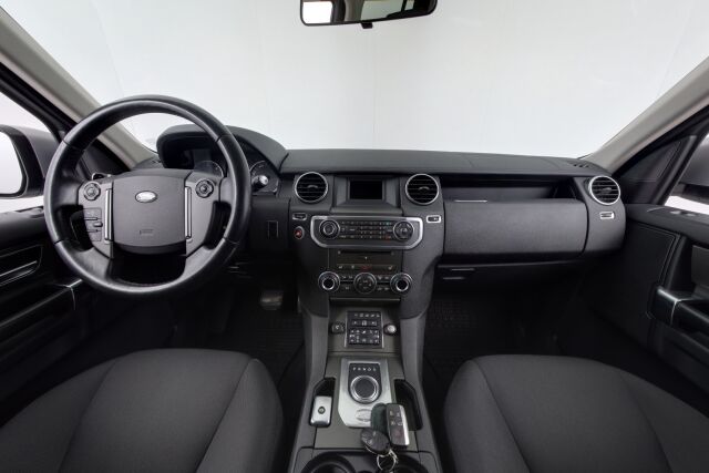 Land Rover Discovery 2014 4 3,0 TDV6 S LCV Aut / 2-paik.pakettiauto / ALV / Webasto / Koukku /