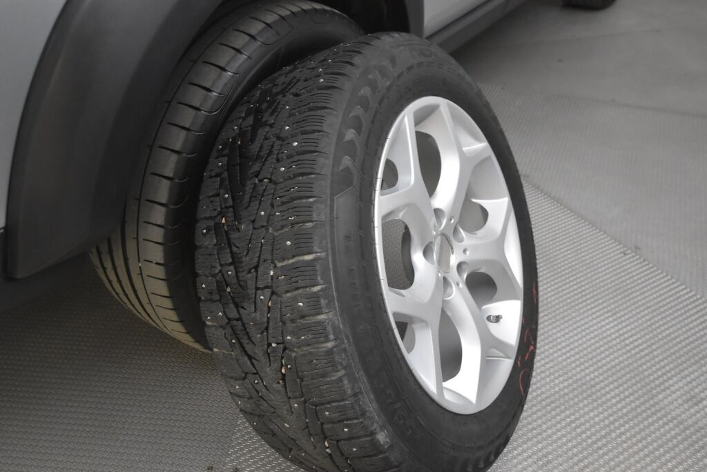 Land Rover Discovery 2014 4 3,0 TDV6 S LCV Aut / 2-paik.pakettiauto / ALV / Webasto / Koukku /