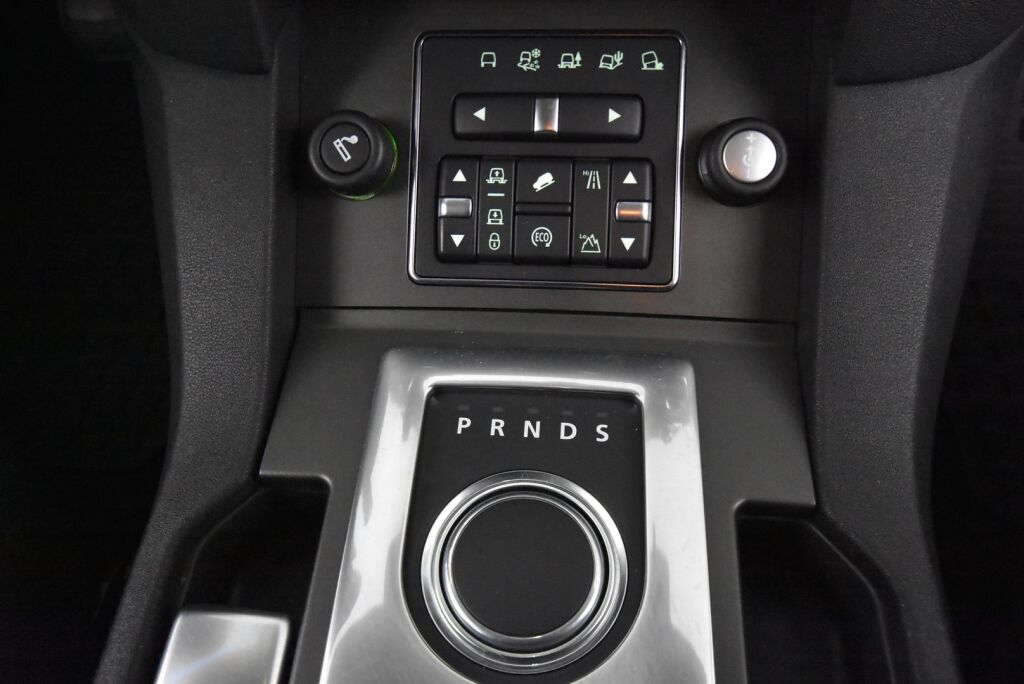 Land Rover Discovery 2014 4 3,0 TDV6 S LCV Aut / 2-paik.pakettiauto / ALV / Webasto / Koukku /