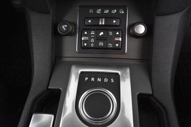 Land Rover Discovery 2014 4 3,0 TDV6 S LCV Aut / 2-paik.pakettiauto / ALV / Webasto / Koukku /