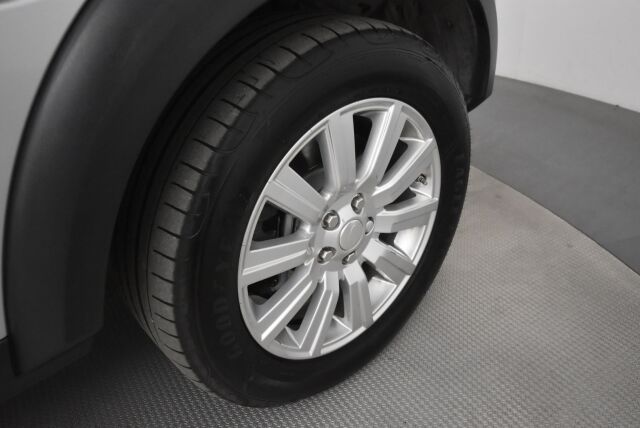 Land Rover Discovery 2014 4 3,0 TDV6 S LCV Aut / 2-paik.pakettiauto / ALV / Webasto / Koukku /