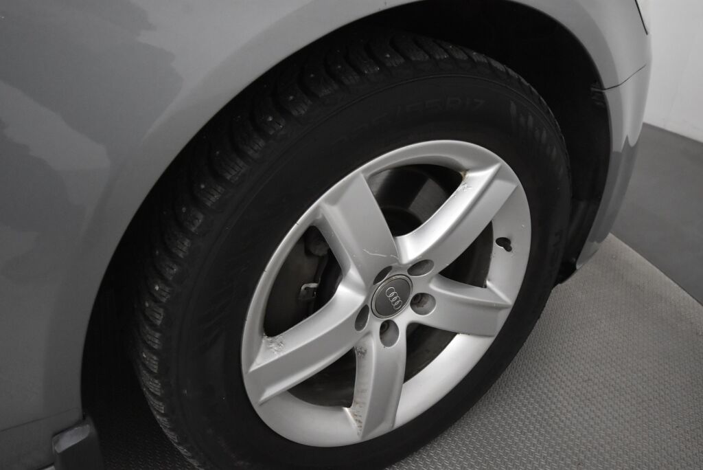 Audi A6 2011 Avant 3,0 V6 TDI 180 kW quattro S-tronic Start-Stop / Vetokoukku / Lohkolämmitin+sisäpistoke / Lisävalot / Uudet kesärenkaat