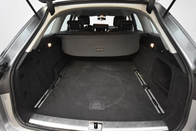 Audi A6 2011 Avant 3,0 V6 TDI 180 kW quattro S-tronic Start-Stop / Vetokoukku / Lohkolämmitin+sisäpistoke / Lisävalot / Uudet kesärenkaat
