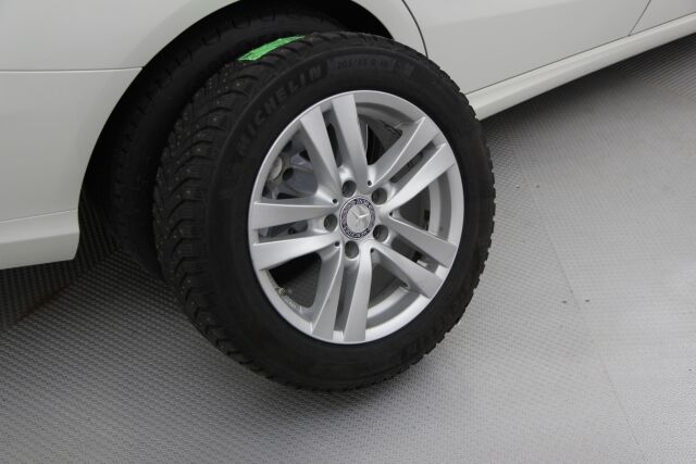 Mercedes-Benz CLA 2016 200 d A Premium Business