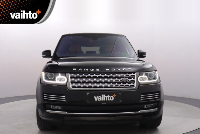 Land Rover Range Rover 2017 SDV8 Autobiography / Panorama / ACC / Istuinviilennys / Meridian® / Nahat / - Tämä ja n.100 muuta ajoneuvoa myynnissä Raisiossa – löydä oma kulkuneuvosi tänään! Ota rohkeasti yhteyttä Vaihtoplus-myyntiin: 010 569 6211!
