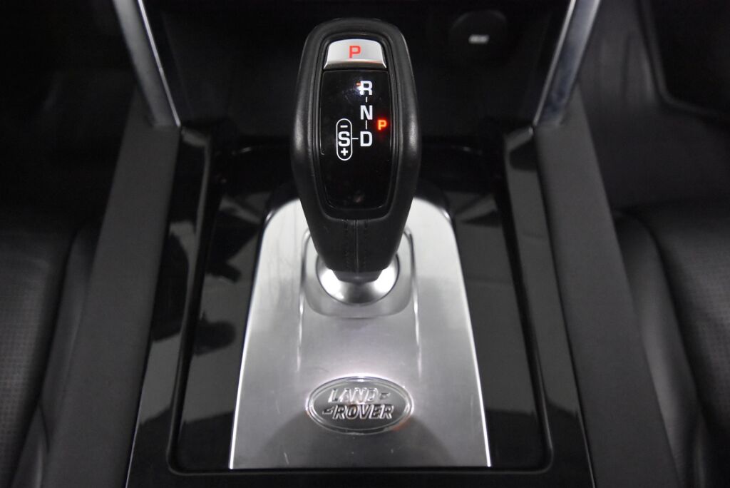 Land Rover Discovery Sport 2020 D150 MHEV AWD Aut S Nordic Edition / LED ajovalot / ACC / Vetokoukku / CarPlay / Kamera / Lämmitettävä tuulilasi / Navigointi - RAHOITUS TÄHÄN AUTOON VAIN 3.99% - 
