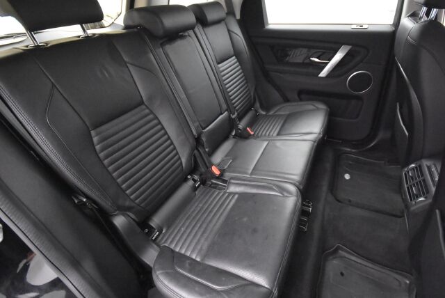 Land Rover Discovery Sport 2020 D150 MHEV AWD Aut S Nordic Edition / LED ajovalot / ACC / Vetokoukku / CarPlay / Kamera / Lämmitettävä tuulilasi / Navigointi - RAHOITUS TÄHÄN AUTOON VAIN 3.99% - 