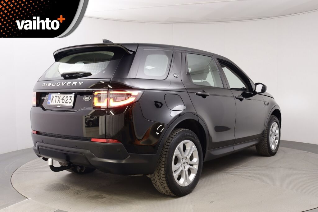 Land Rover Discovery Sport 2020 D150 MHEV AWD Aut S Nordic Edition / LED ajovalot / ACC / Vetokoukku / CarPlay / Kamera / Lämmitettävä tuulilasi / Navigointi - RAHOITUS TÄHÄN AUTOON VAIN 3.99% - 