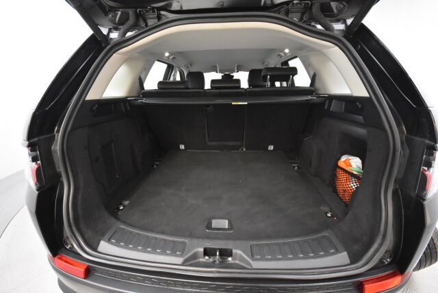 Land Rover Discovery Sport 2020 D150 MHEV AWD Aut S Nordic Edition / LED ajovalot / ACC / Vetokoukku / CarPlay / Kamera / Lämmitettävä tuulilasi / Navigointi - RAHOITUS TÄHÄN AUTOON VAIN 3.99% - 