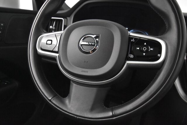 Volvo XC60 2021 T6 TwE AWD Inscription aut. / Panoraamakatto/ Harman Kardon /Sähköpenkit muistilla/Webasto