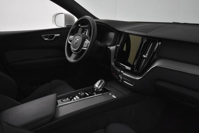 Volvo XC60 2021 T6 TwE AWD Inscription aut. / Panoraamakatto/ Harman Kardon /Sähköpenkit muistilla/Webasto