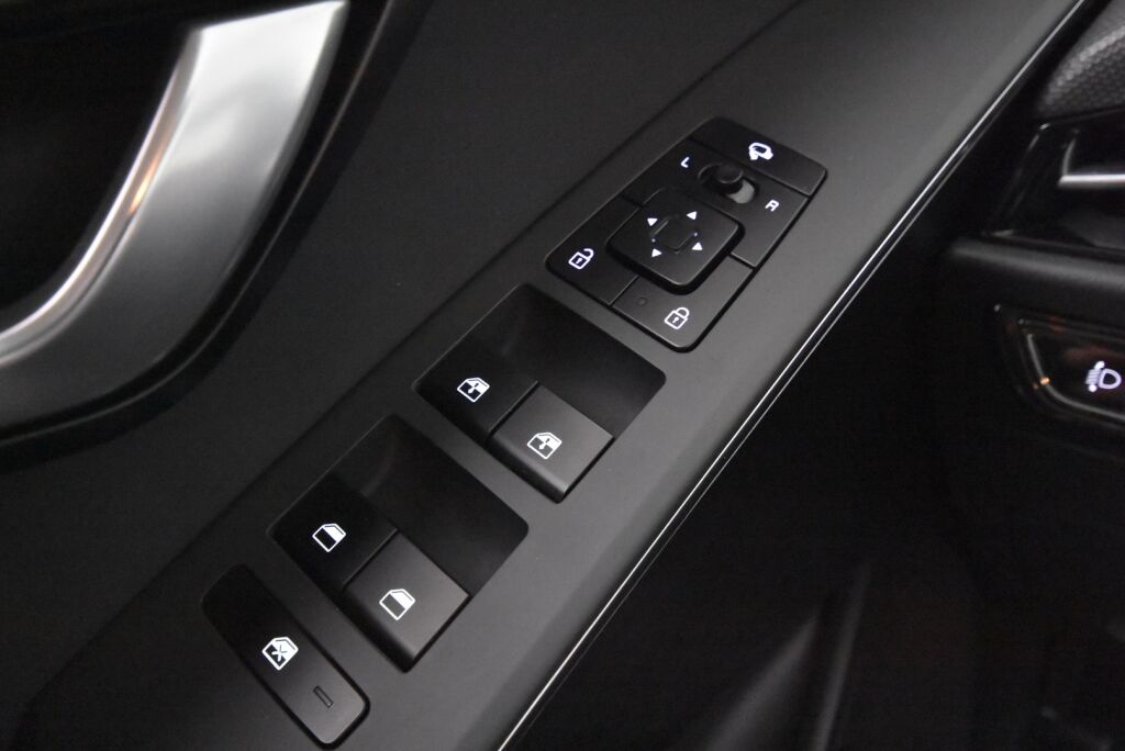 Kia Niro 2022 1,6 GDI Hybrid EX DCT / ACC / NAVI / Kamera / 5/25 huollettu / Merkkihuollot