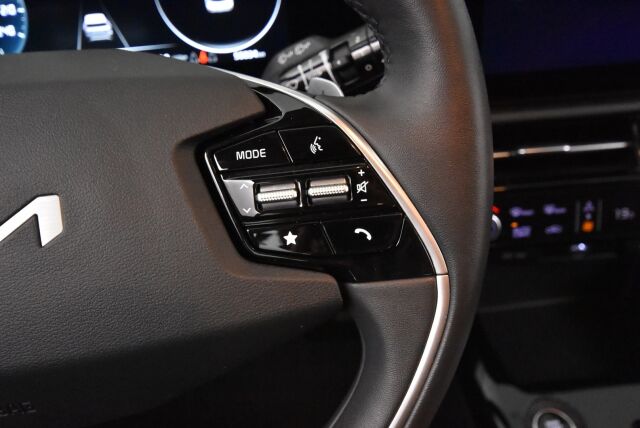 Kia Niro 2022 1,6 GDI Hybrid EX DCT / ACC / NAVI / Kamera / 5/25 huollettu / Merkkihuollot