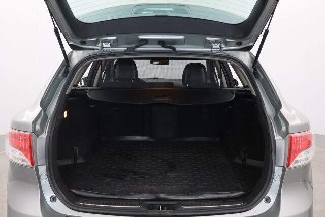 Toyota Avensis 2009 2,0 Valvematic Linea Sol Wagon Business / Koukku /  Lohko + SP