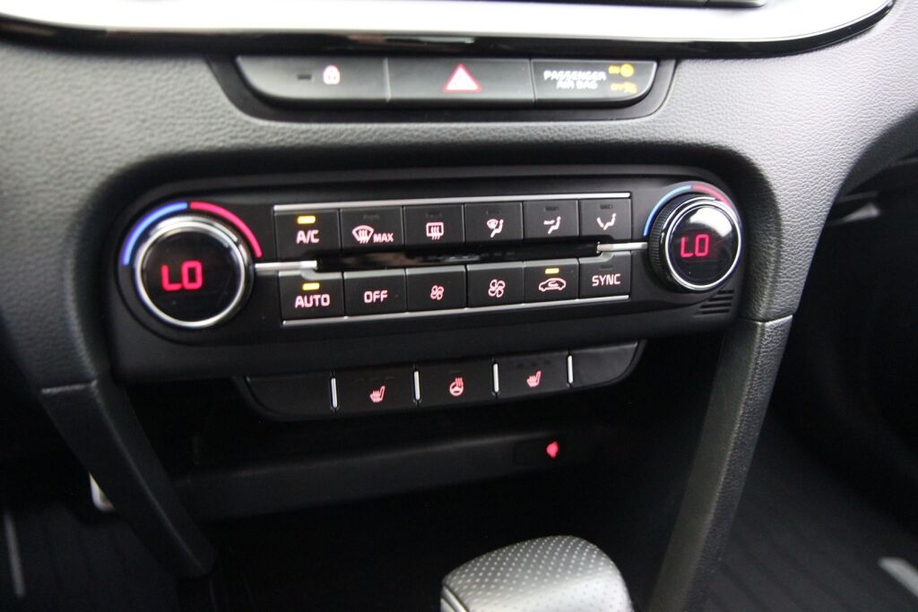 Kia ProCeed 2023 1,5 T-GDI 160hv GT-Line DCT / ACC / Kessy / Navi / Ratinlämmitin / Kamera