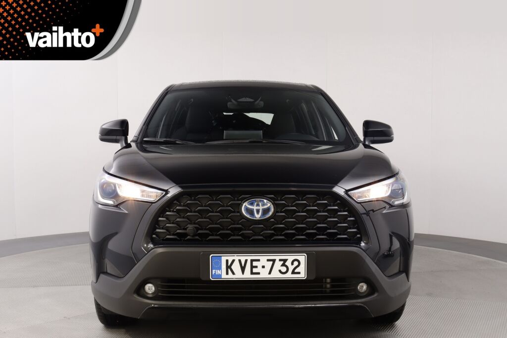 Toyota Corolla Cross 2023 2.0 Hybrid Active / Tehdastakuu / Suomiauto / 1-Omistaja / Alv-väh.kelp./ Adapt.vakkari / P-kamera /