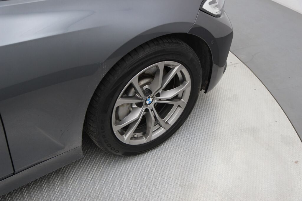 BMW 330 2019 G20 Sedan 330e / Sport istuimet / Navi / Kamera / Puolinahat / /