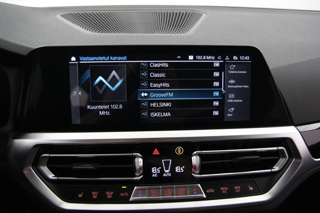 BMW 330 2019 G20 Sedan 330e / Sport istuimet / Navi / Kamera / Puolinahat / /