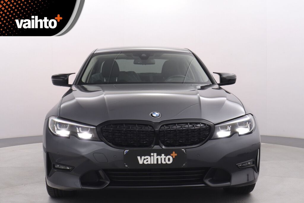 BMW 330 2019 G20 Sedan 330e / Sport istuimet / Navi / Kamera / Puolinahat / /