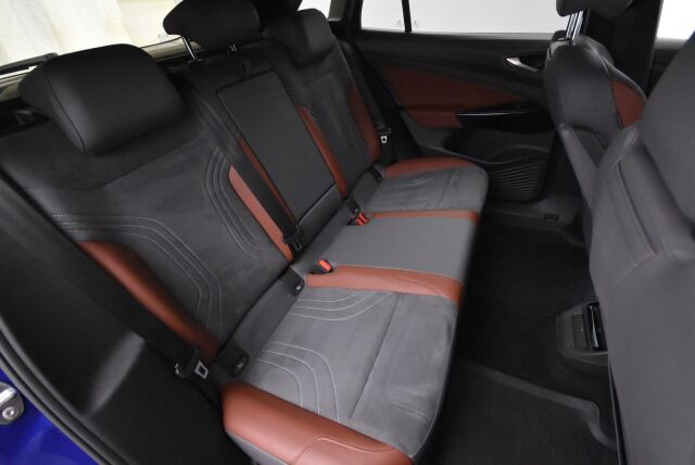 Volkswagen ID.4 2021 Pro Performance 1ST 150 kW, akku 77 kWh / Lämpöpumppu / LED / Kamera / Adapt. Vakkari / Kaistavahti / Puoli nahka / Lämpöratti