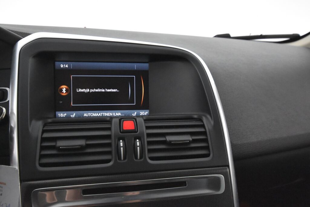 Volvo XC60 2013 D4 AWD R-Design Business aut / Nahkaverhoilu/ Koukku