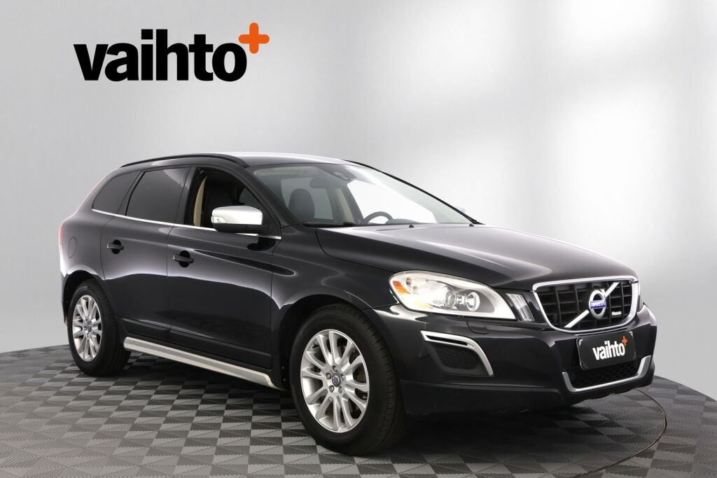 Volvo XC60 2013 D4 AWD R-Design Business aut / Nahkaverhoilu/ Koukku
