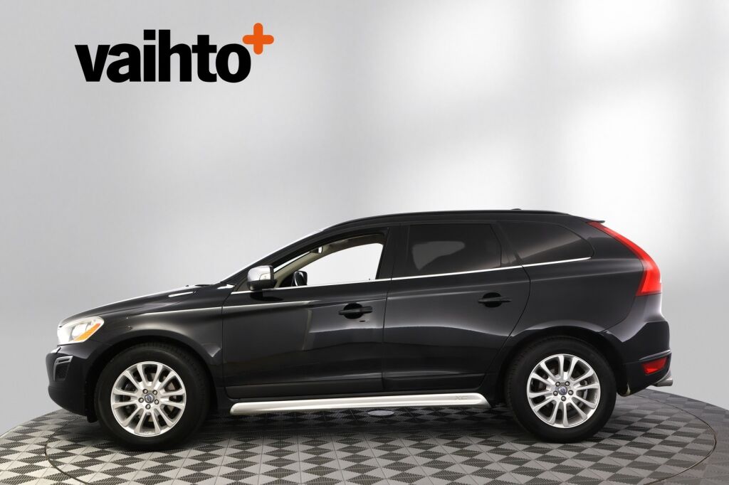 Volvo XC60 2013 D4 AWD R-Design Business aut / Nahkaverhoilu/ Koukku
