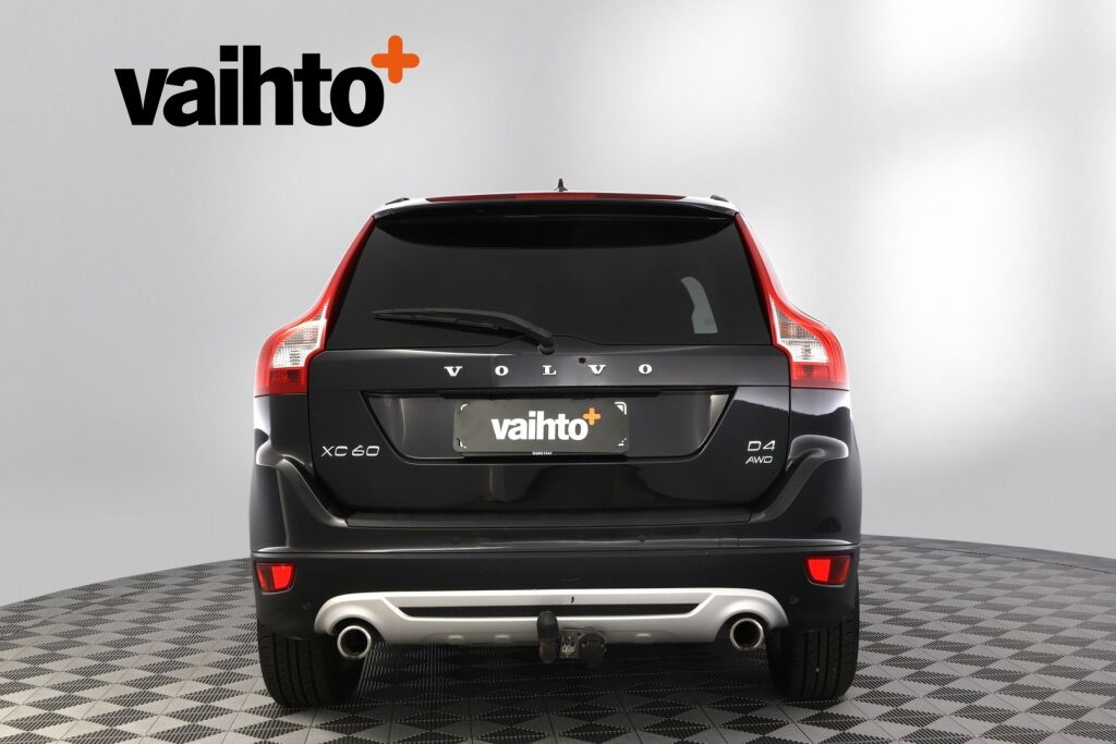 Volvo XC60 2013 D4 AWD R-Design Business aut / Nahkaverhoilu/ Koukku