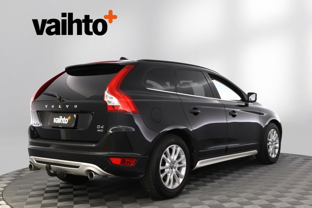 Volvo XC60 2013 D4 AWD R-Design Business aut / Nahkaverhoilu/ Koukku