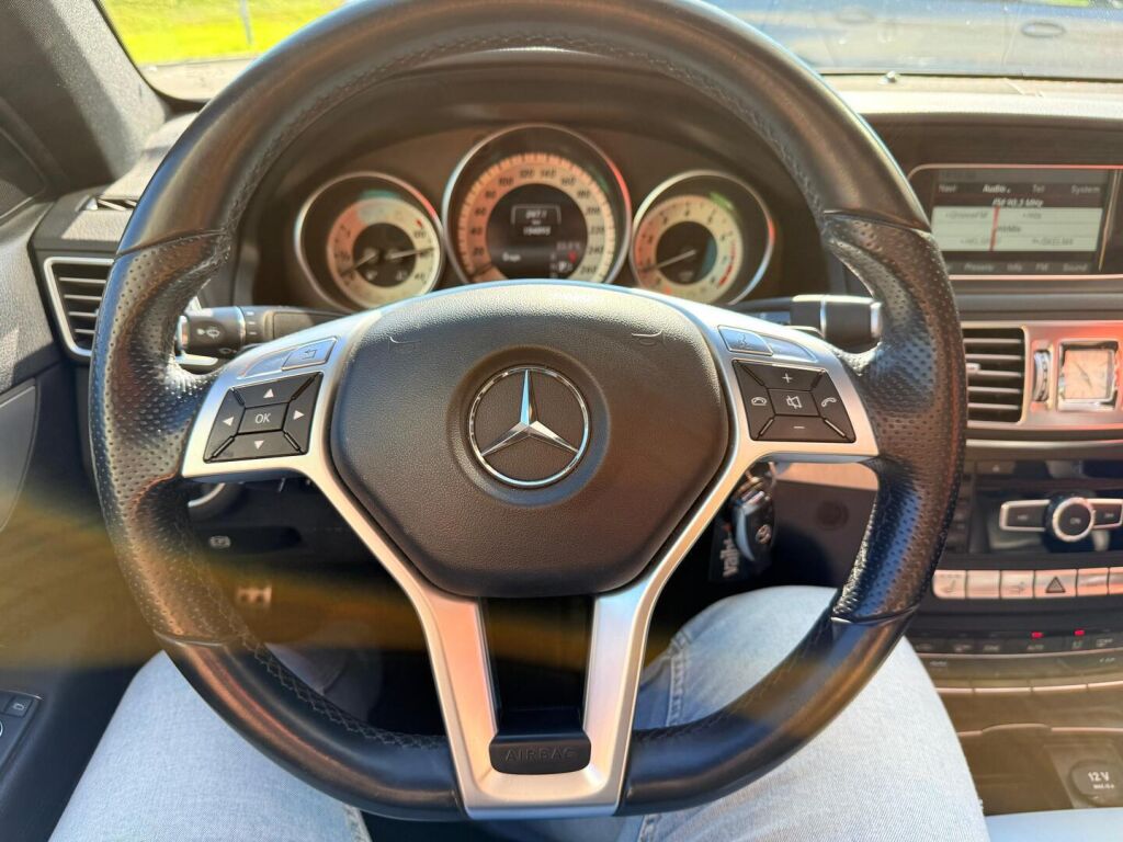 Mercedes-Benz E 2016 200 BE Coupé A / AMG / Panorama / Nahkaverhoilu / Lohkolämmitin+sisähaara