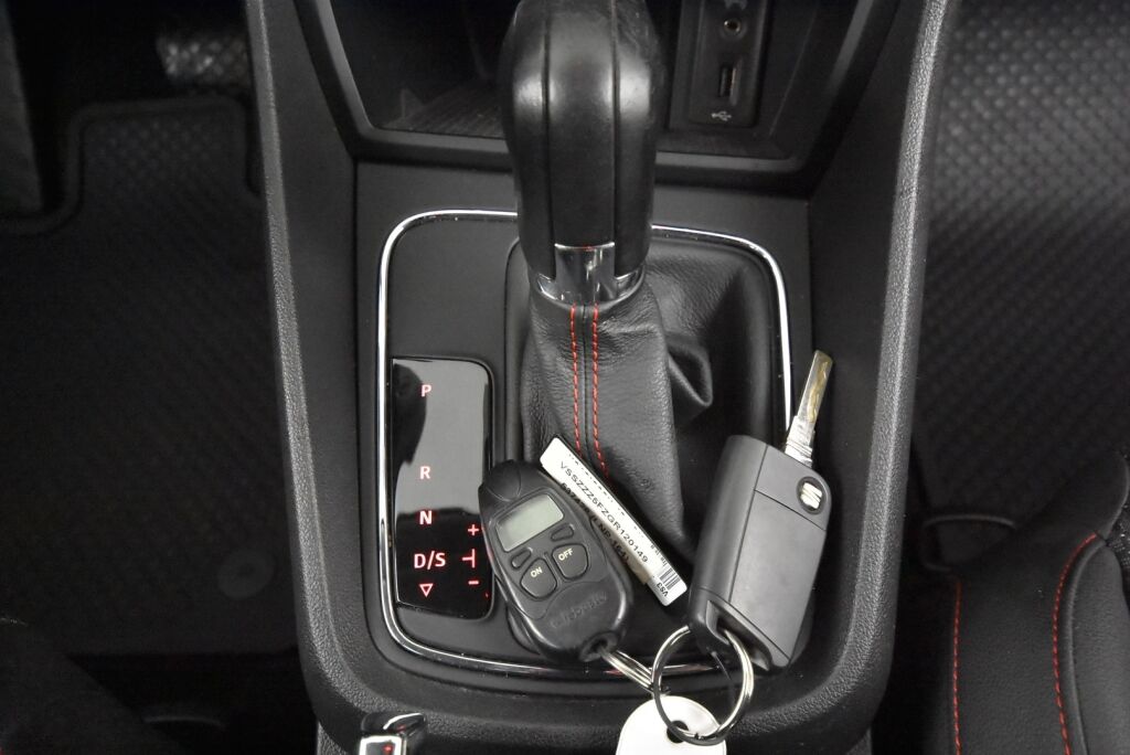 Seat Leon ST 2016 1,4 TSI 150 ACT FR DSG / Suomiauto / Webasto / LED-valot