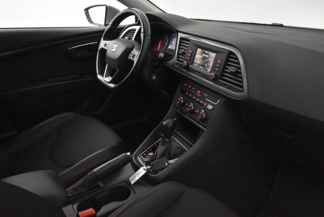 Seat Leon ST 2016 1,4 TSI 150 ACT FR DSG / Suomiauto / Webasto / LED-valot