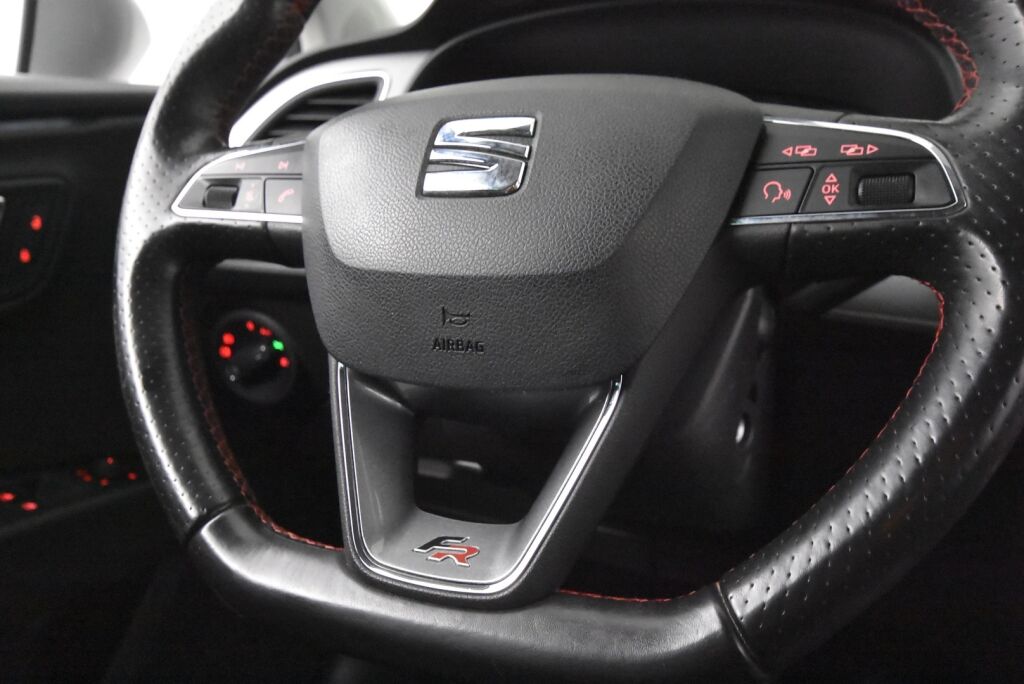 Seat Leon ST 2016 1,4 TSI 150 ACT FR DSG / Suomiauto / Webasto / LED-valot