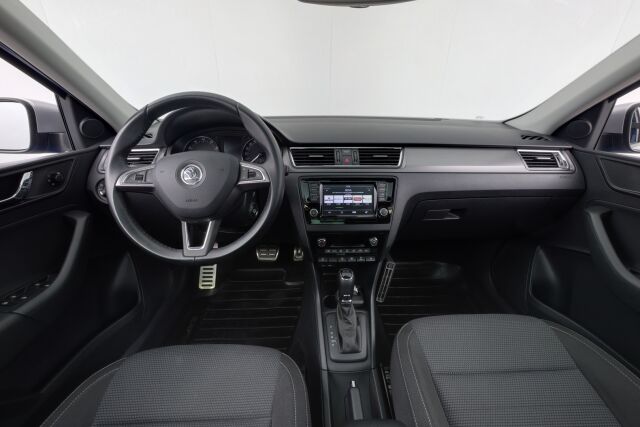 Skoda Rapid 2017 Spaceback 1,4 TSI ScoutLine DSG Autom. / Panorama / Suomiauto / Lohkolämmitin