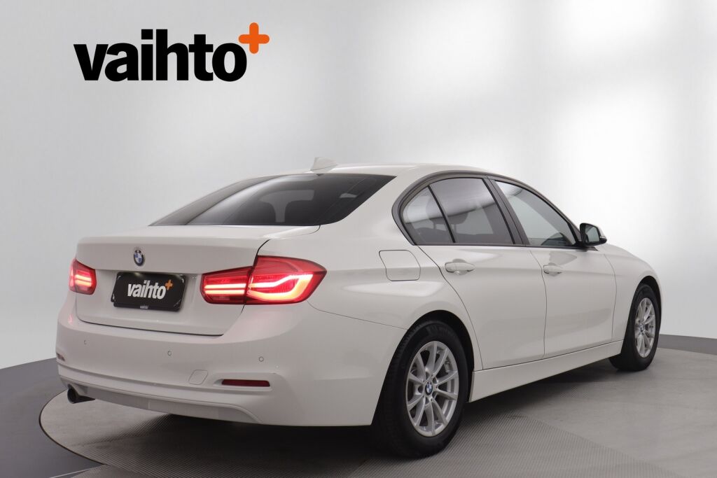 BMW 318 2017 F30 Sedan 318i Business Exclusive Edition / Nahat / Suomiauto / M-Sport ratti / Tutkat