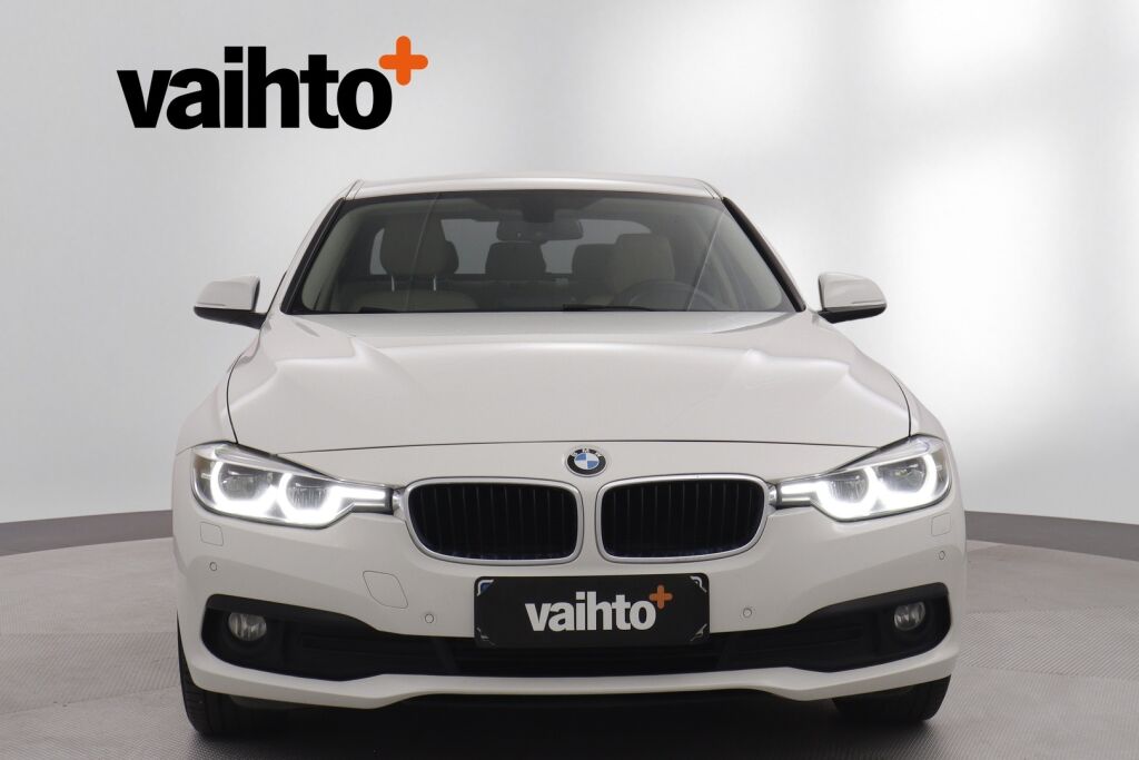 BMW 318 2017 F30 Sedan 318i Business Exclusive Edition / Nahat / Suomiauto / M-Sport ratti / Tutkat