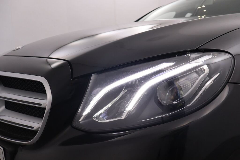 Mercedes-Benz E 2018 350 e A Premium Business / Merkkipakka / Huollettu 5/25 / Adapt.Vakkari / Suomiauto / Lohko+Sp / Navi / P.Kamera /