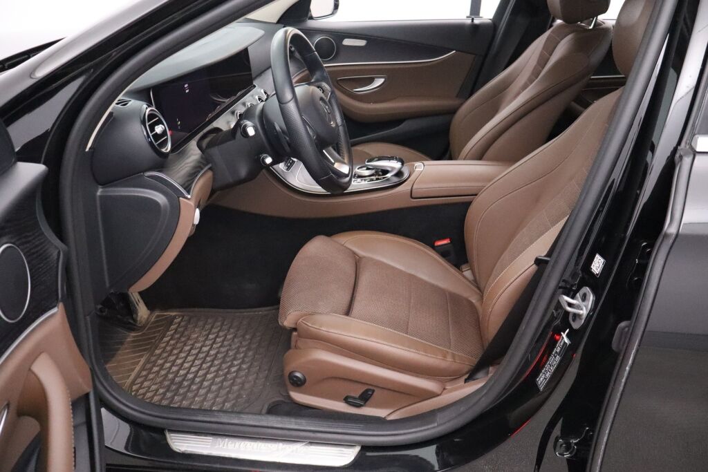 Mercedes-Benz E 2018 350 e A Premium Business / Merkkipakka / Huollettu 5/25 / Adapt.Vakkari / Suomiauto / Lohko+Sp / Navi / P.Kamera /