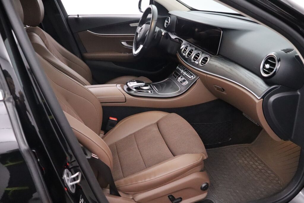 Mercedes-Benz E 2018 350 e A Premium Business / Merkkipakka / Huollettu 5/25 / Adapt.Vakkari / Suomiauto / Lohko+Sp / Navi / P.Kamera /
