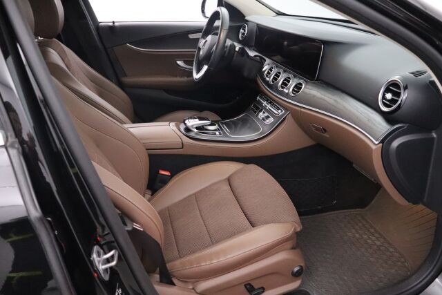 Mercedes-Benz E 2018 350 e A Premium Business / Merkkipakka / Huollettu 5/25 / Adapt.Vakkari / Suomiauto / Lohko+Sp / Navi / P.Kamera /