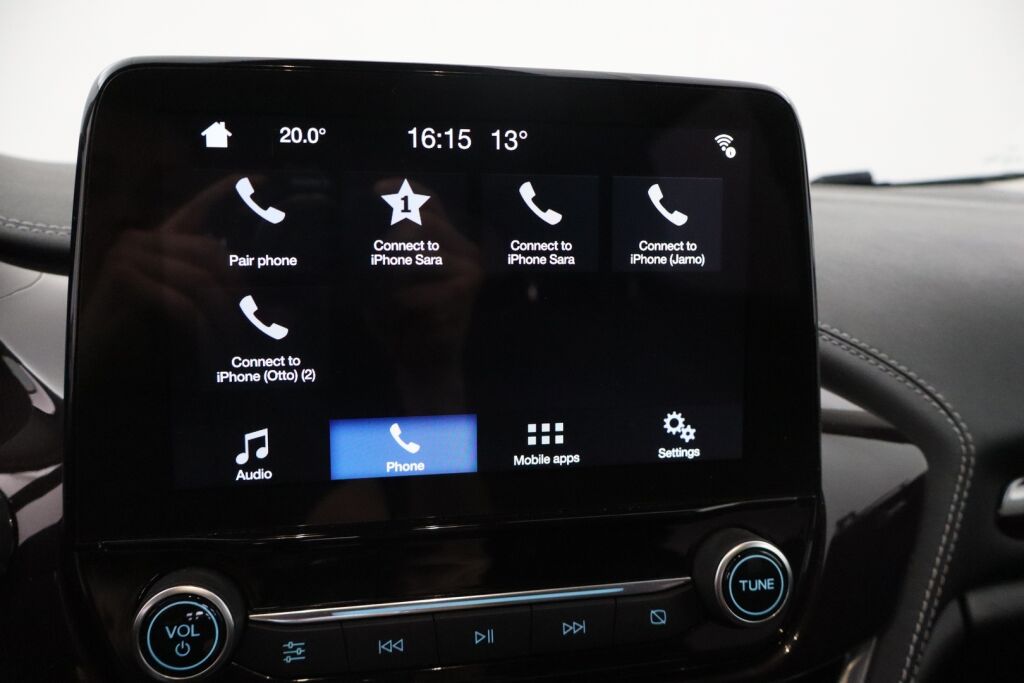 Ford Fiesta 2018 1,0 EcoBoost 100hv A6 Vignale 5-ovinen / P.Kamera / Lämm. ratti / AppleCarPlay / Keyless Go / Jakohihna vaihdettu