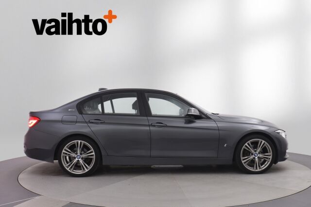 BMW 330 2018 F30 Sedan 330e A Business Exclusive / 1-om. Suomiauto / Sporttinahat / Prof. Navi / Tutkat / Kaukovaloavustin