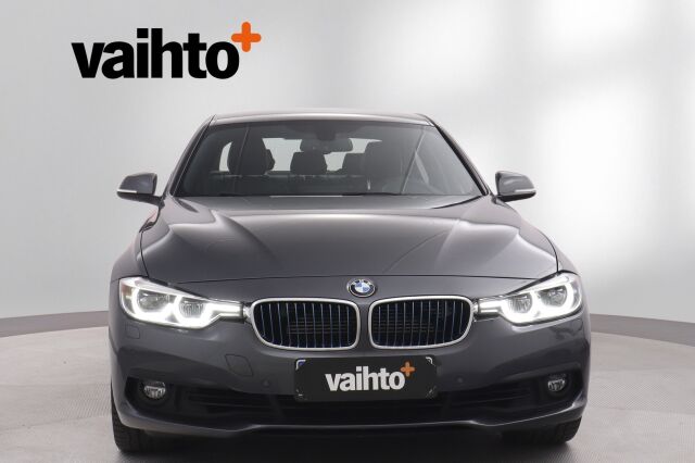BMW 330 2018 F30 Sedan 330e A Business Exclusive / 1-om. Suomiauto / Sporttinahat / Prof. Navi / Tutkat / Kaukovaloavustin