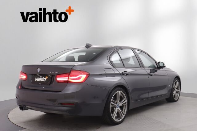 BMW 330 2018 F30 Sedan 330e A Business Exclusive / 1-om. Suomiauto / Sporttinahat / Prof. Navi / Tutkat / Kaukovaloavustin
