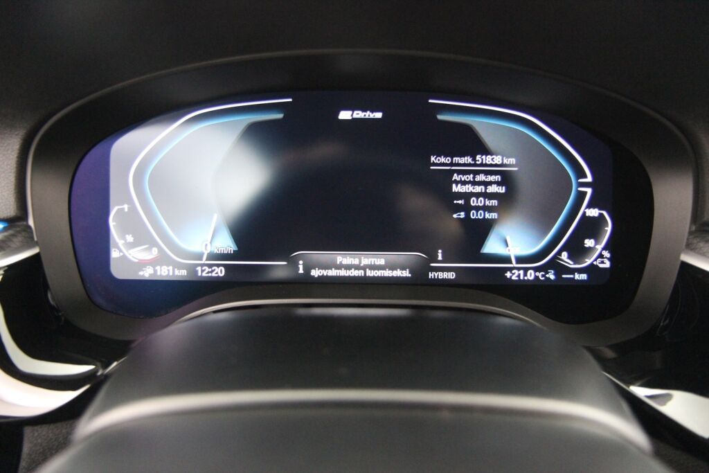 BMW 545 2021 G30 Sedan 545e xDrive A Charged Edition M Sport /  HPS / Adaptiivinen vakkari / 360 / HIFI / Nahat / HUD - RAHOITUS TÄHÄN AUTOON VAIN 3.99% - 